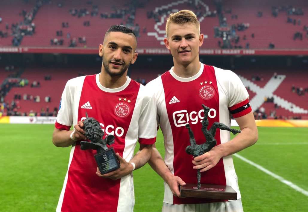 Le Bayern Munich Se Penche Sur Hakim Ziyech