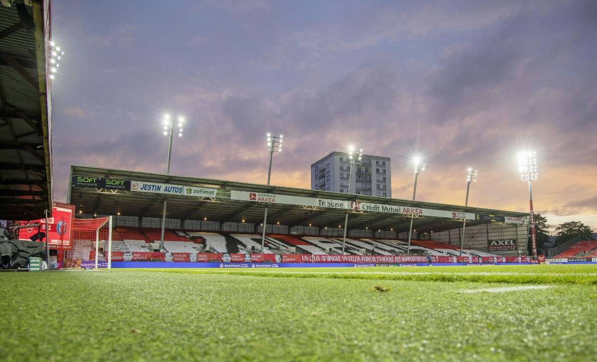 Le Stade Brestois tient tête à l UEFA