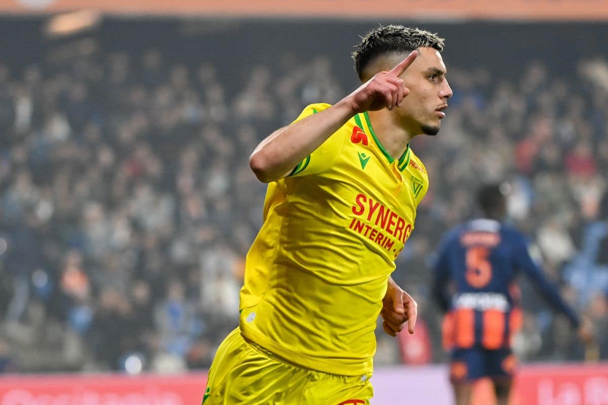 Matthis Abline D Finitivement Joueur Du Fc Nantes