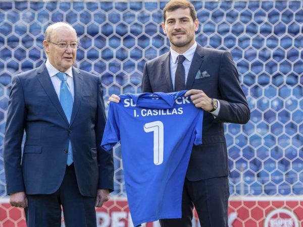 Officiel : Casillas rempile à Porto