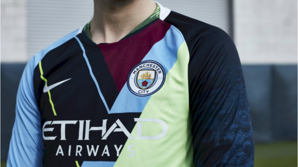 Manchester City : Nike dévoile un maillot spécial