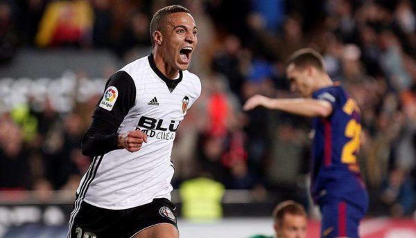 FC Barcelone : deux joueurs au FC Valence pour récupérer Rodrigo en échange ?