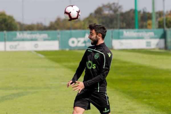 Officiel : Man Utd annonce le transfert de Bruno Fernandes !