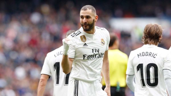 Real Madrid : Benzema voit triple