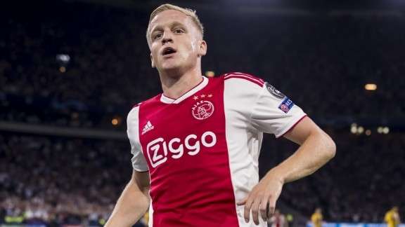 Ajax : Van de Beek courtisé également en Allemagne