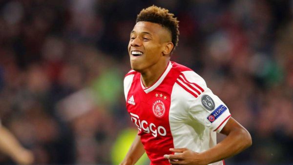 Ajax : David Neres en discussions avec trois clubs