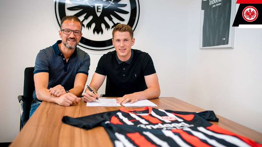 Officiel : L’Eintracht Francfort s’offre les services d’Erik Durm