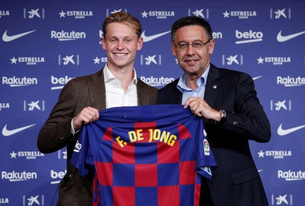 FC Barcelone : Frenkie de Jong va garder son numéro