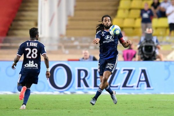 OL : Denayer commente son nouveau rôle de capitaine