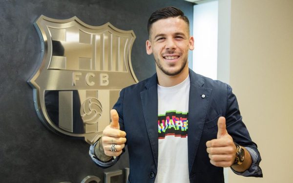 Officiel : Carles Pérez prolonge au FC Barcelone