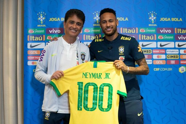 Neymar à 100% avec le Brésil… et le PSG