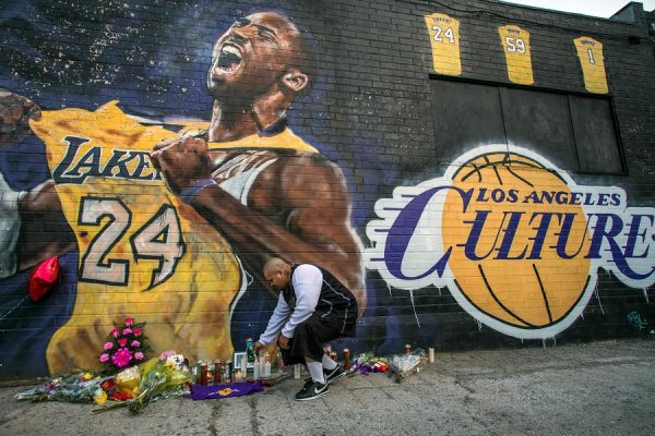 Le monde du football rend hommage à Kobe Bryant