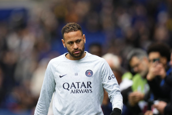 PSG : ça discute avec Manchester United pour Neymar !