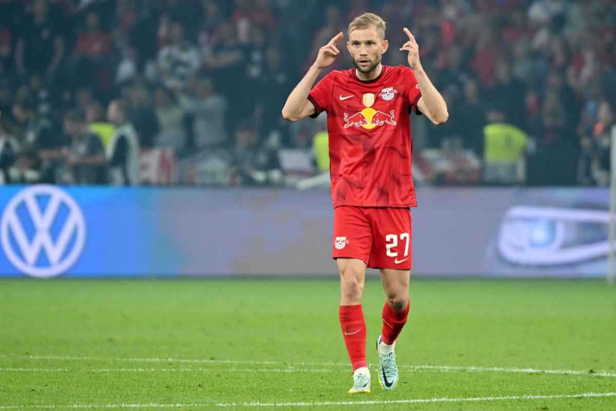 Officiel : Konrad Laimer Signe Un Contrat à Long Terme Avec Le Bayern ...