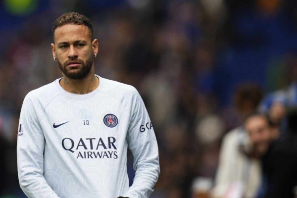 Neymar n’en peut plus de Paris ! Il veut rentrer à Barcelone !