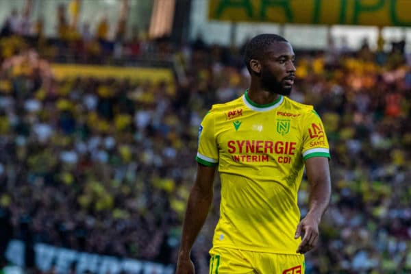 FC Nantes : au milieu des départs, un défendeur prolonge son contrat