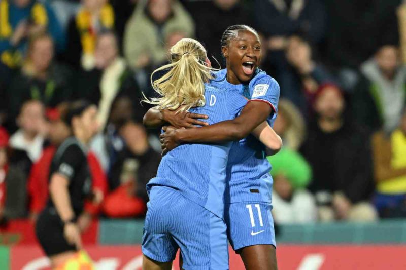 La France domine le Maroc 4-0 et s’avance vers les quarts de finale de la Coupe du Monde Féminin