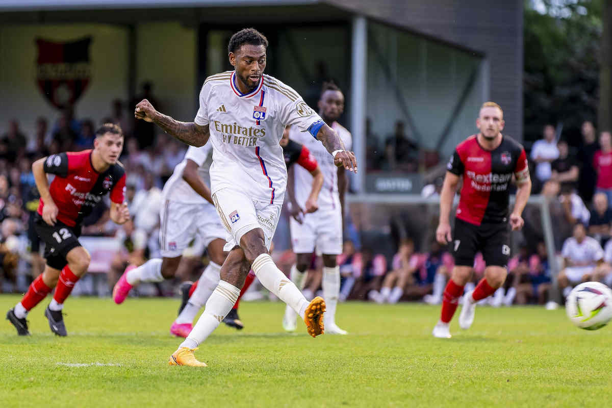 Lyon Ol Jeff Reine Ad La De Pour Rebondir Molenbeek