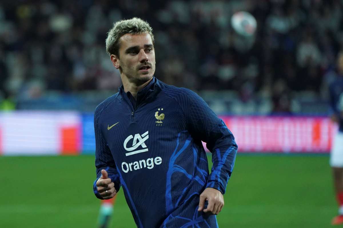 Manchester United Offre Un Gros Salaire à Antoine Griezmann