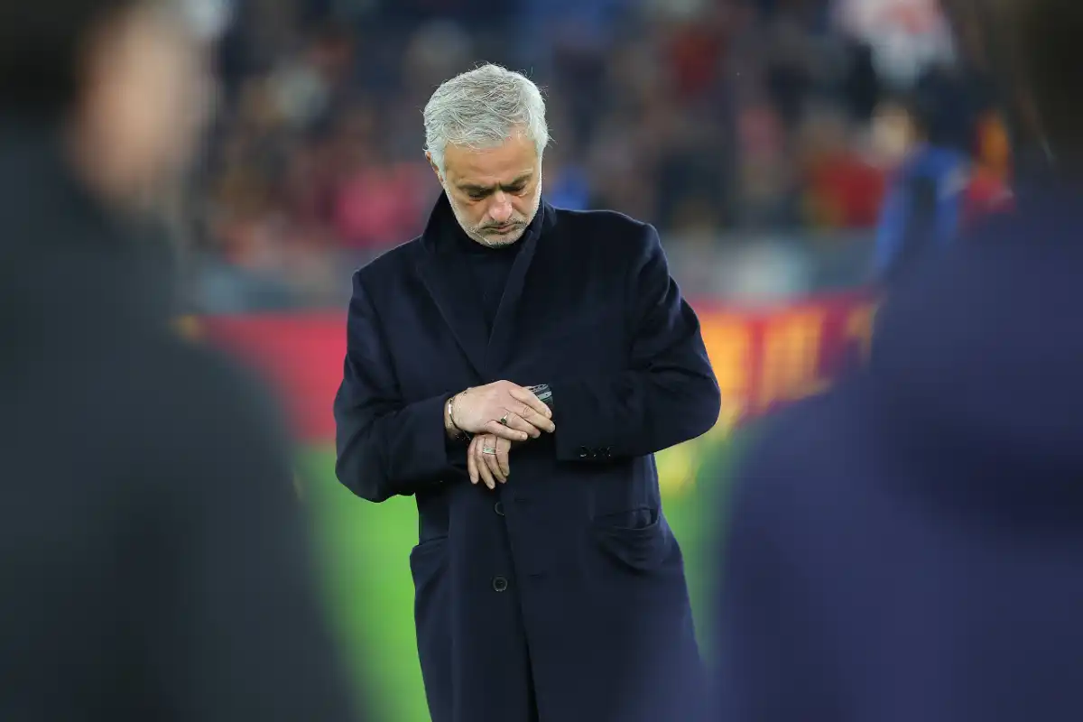 As Rome José Mourinho Sur Le Départ 