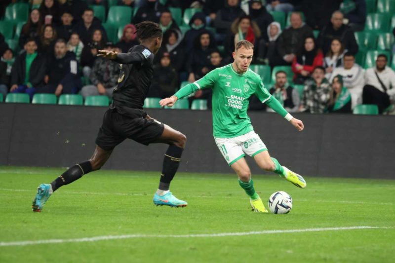 AS Saint-Étienne : Irvin Cardona avec le club en Ligue 1 ?