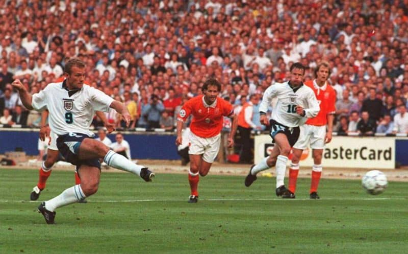 Alan Shearer lors de l'EURO 1996 -  3eme meilleur buteur de l'Histoire des Championnats d'Europe