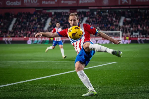 Daley Blind prolonge d’une année avec Gérone