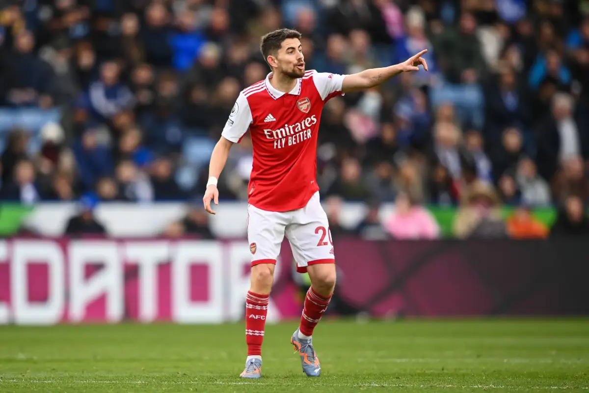 https://www.les-transferts.com/wp-content/uploads/2024/05/Jorginho-prolonge-avec-Arsenal.webp