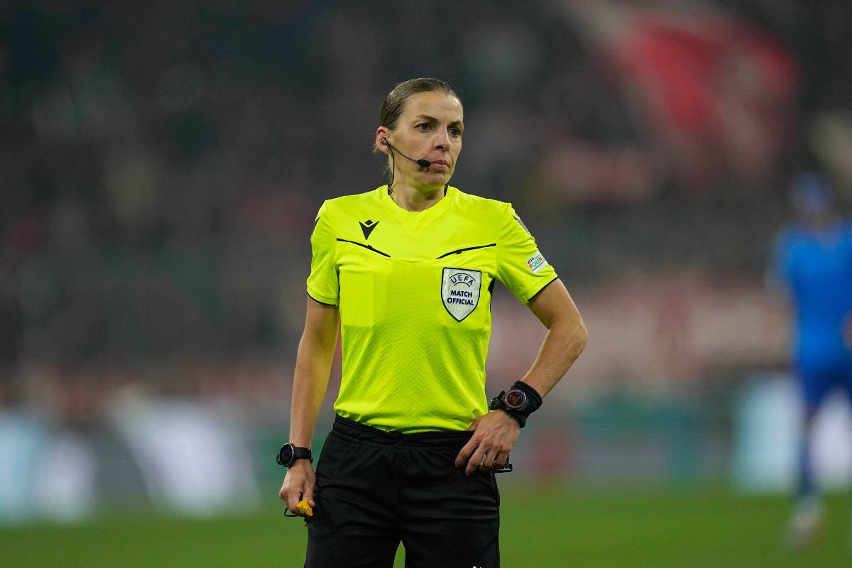 Arbitrage Stéphanie Frappart soutenue après une soirée tendue