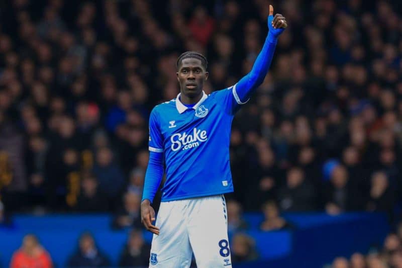 Everton : 3 gros clubs européens veulent recruter Amadou Onana