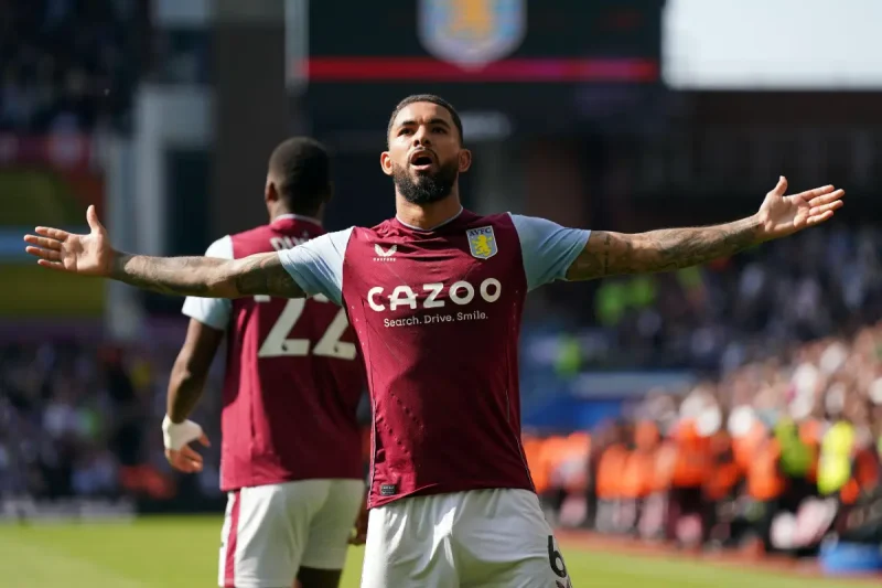 Aston Villa fixe le prix du transfert de Douglas Luiz