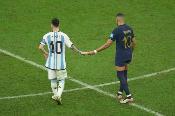 EURO 2024 : Lionel Messi répond à Kylian Mbappé