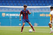 FC Barcelone: Hansi Flick veut intégrer un jeune crack de la Masia en équipe A