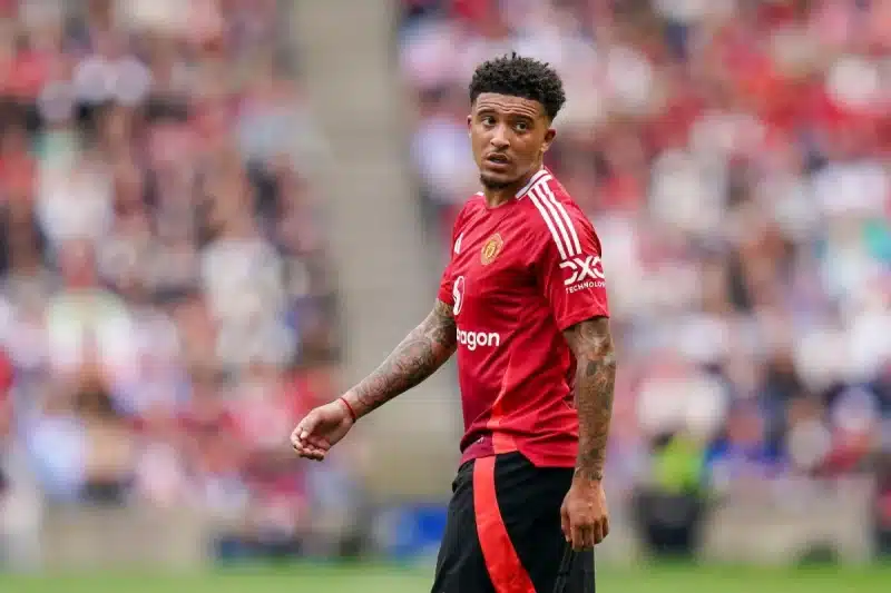 Manchester United lâche Jadon Sancho à un prix cadeau au PSG