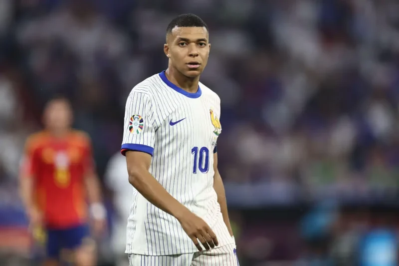 Le Real Madrid a sorti le maillot de Kylian Mbappé