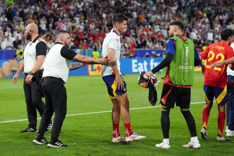 La blessure insolite d'Alvaro Morata après le match Espagne v France