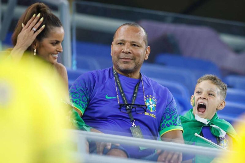 Le père de Neymar, Neymar Sr furieux lorsque le PSG aurait donné les clés à un autre que son fils