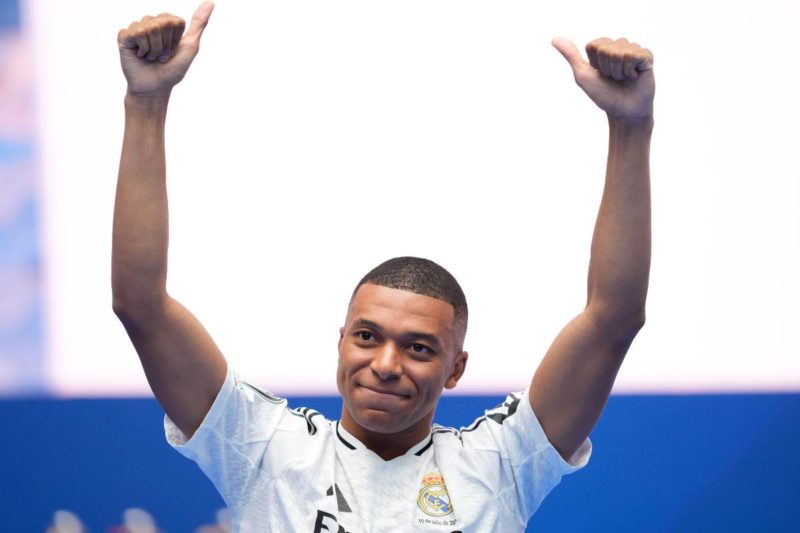 Kylian Mbappé aura plus de vacances cette saison