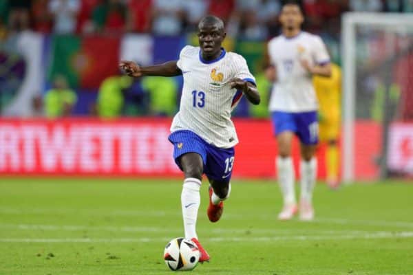 Le FC Barcelone se renseigne sur N’Golo Kanté