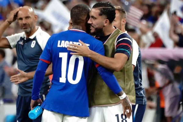 Rayan Cherki snobe la Marseillaise : Taulée chez les supporters et politiques