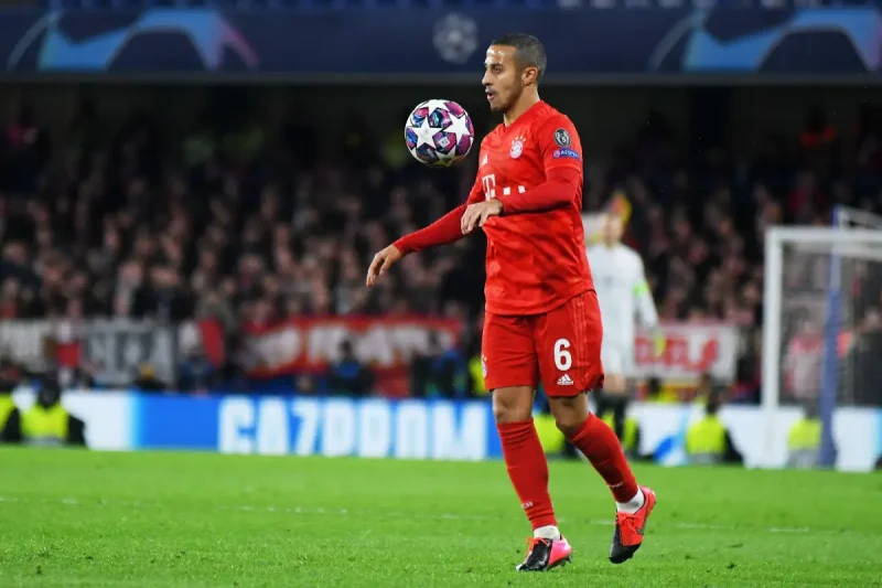 Barça: Hansi Flick veut sortir Thiago Alcantara de sa retraite