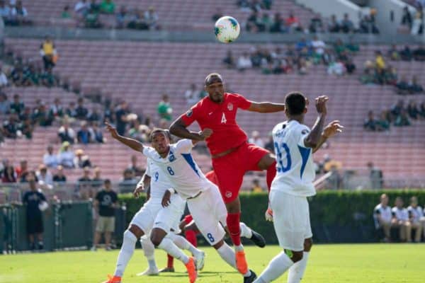 OM : ça se précise pour Derek Cornelius