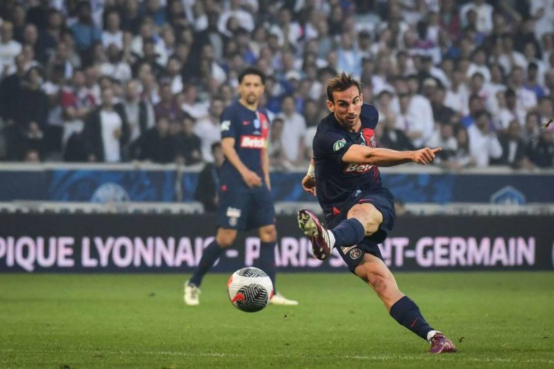 Fabian Ruiz (Paris Saint-Germain) a une touche en Espagne