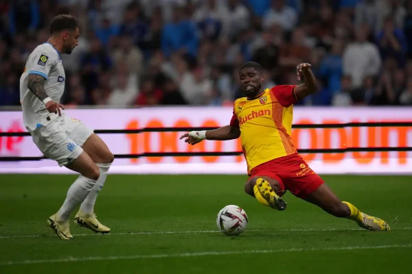 RC Lens: Kevin Danso “Je suis heureux ici”