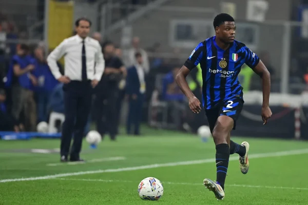 Inter Milan: Simone Inzaghi confirme la prolongation de contrat de Denzel Dumfries