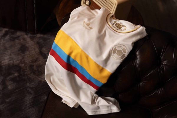 Insolite – le maillot collector de la Colombie pour son centenaire