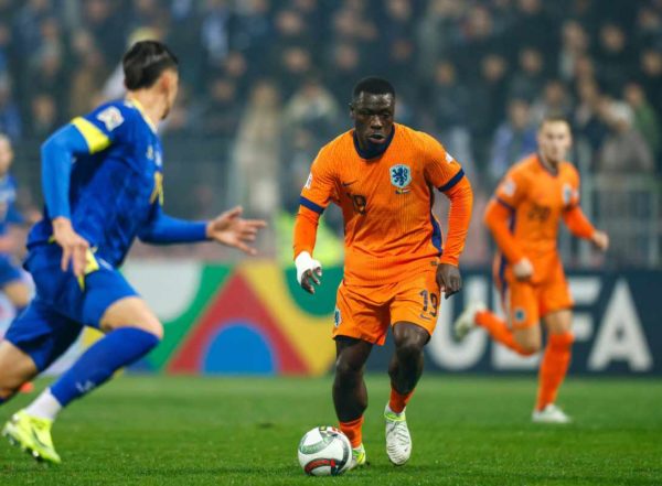 Ajax : une offre de 50M€ à venir pour Brian Brobbey ?