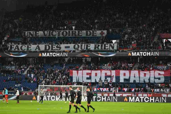 Paris écrase Marseille: Les Ultras affichent leur mépris