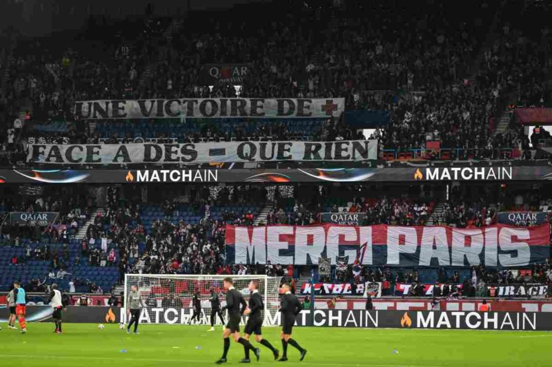 Leur message provocateur des supporters Parisiens après a victoire contre l'Olympique de Marseille