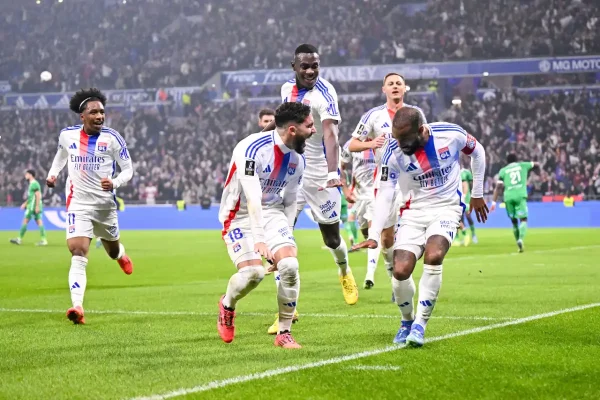 OL: Pierre Sage ferme la porte à Cherki et Fofana